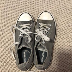 Women’s Gray Converse SIZE 9